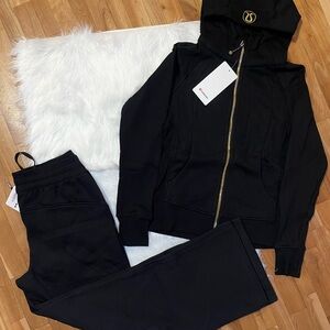 Lululemon Scuba set black/gold